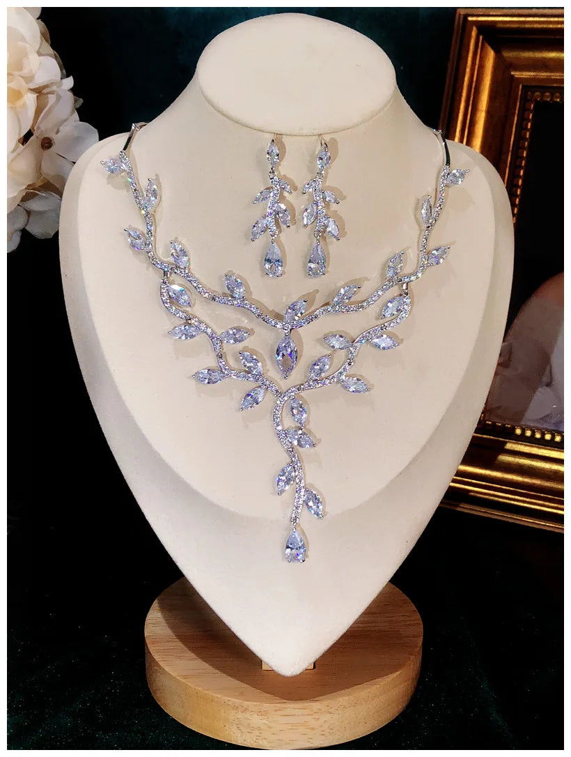 Women's S925 Sterling Silver Floral Jewellery Set — Cubic Zirconia Necklace & Earrings for Wedding