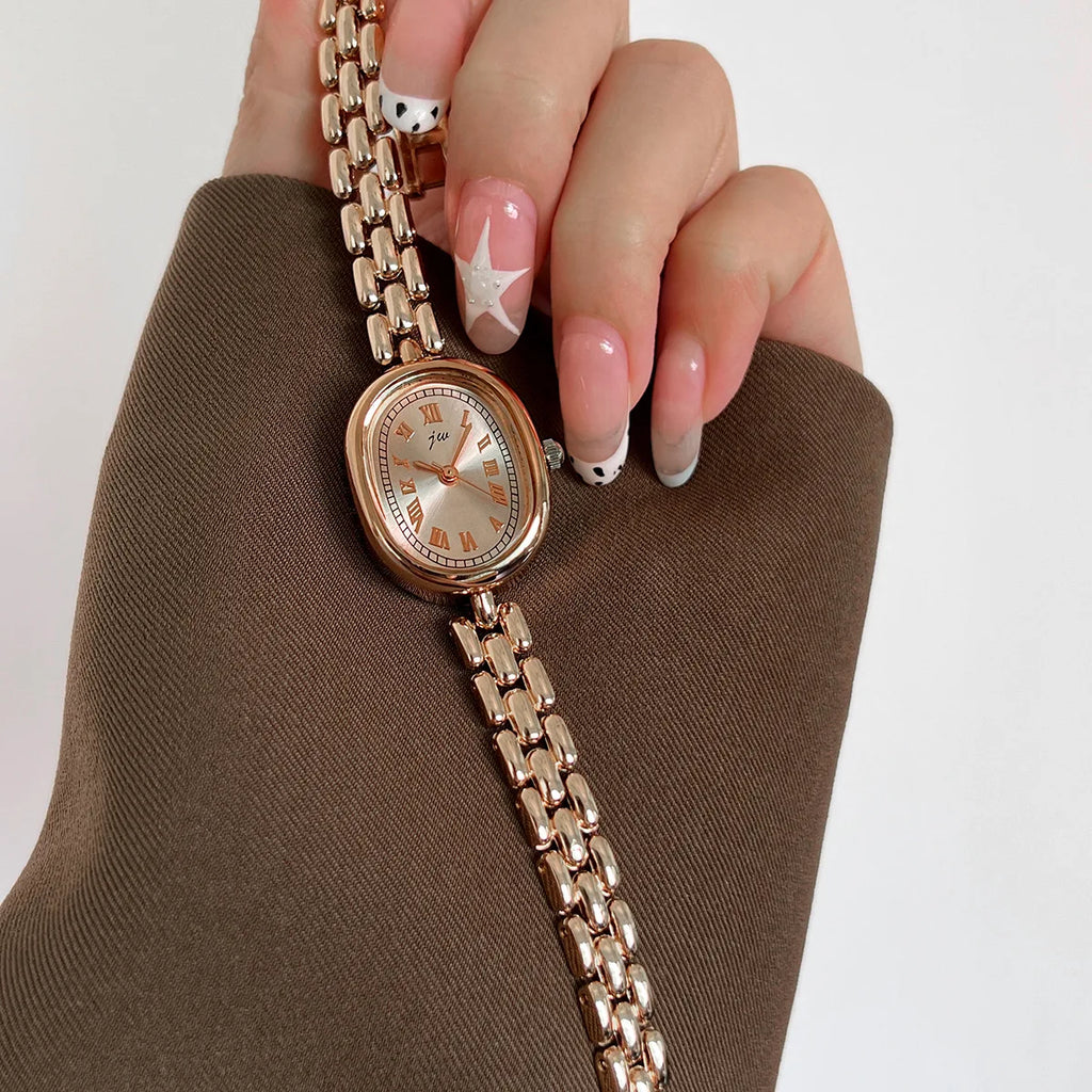 Women's Oval Artistic Quartz Watch — Niche High-Aesthetic Fashion Wristwatch