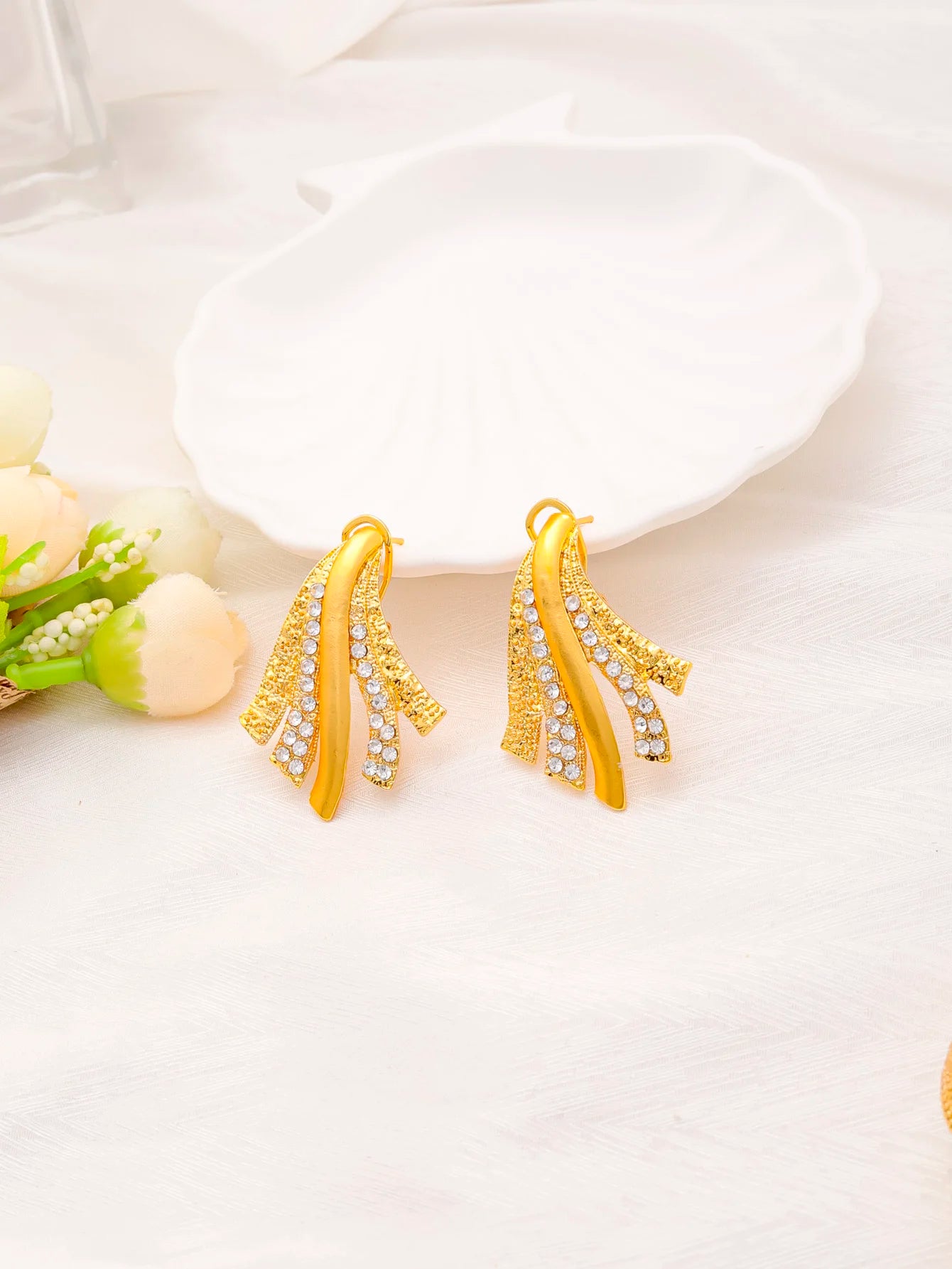 Women's Dubai 24K Gold Plated Luxury Jewellery Set — Necklace, Earrings, Bracelet & Ring for Wedding