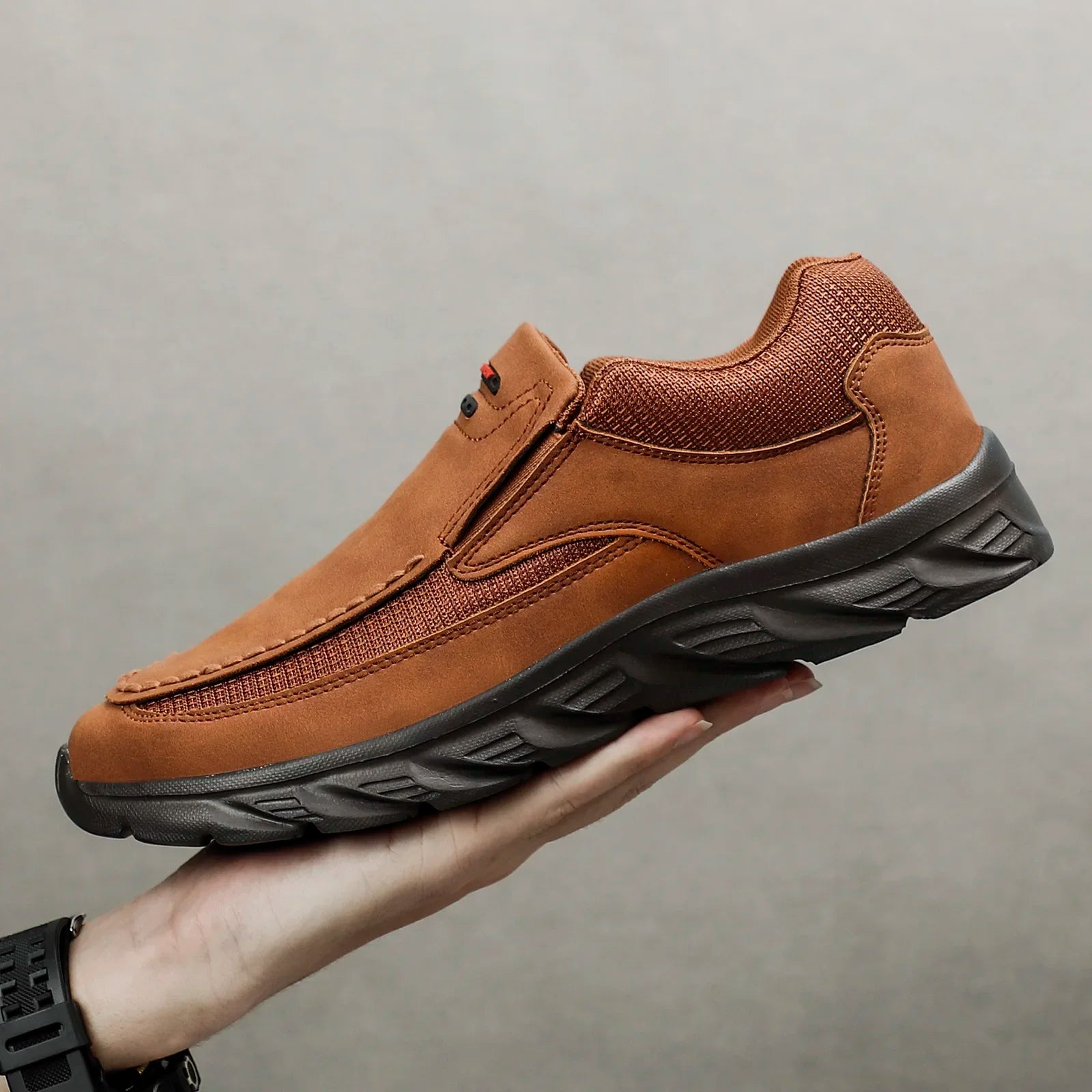 Men's Handmade Retro Slip-On Loafers — Breathable Casual Sneakers