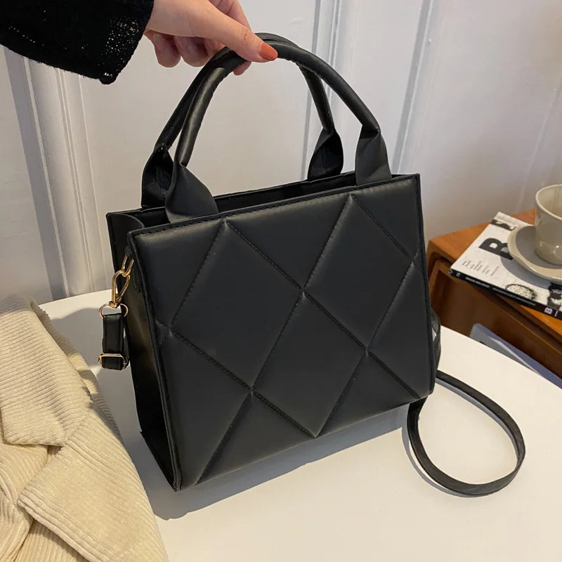Women's Large Capacity Plaid Crossbody Shoulder Bag — Casual Fashion Tote Gift