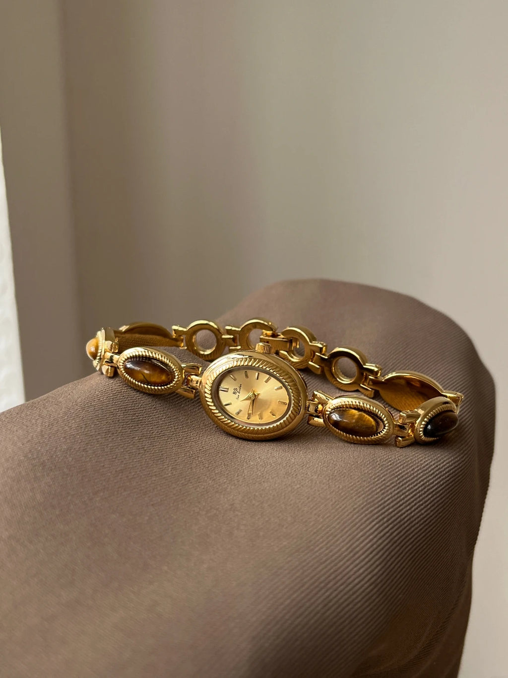 Women's Luxury Jade Green Jewelry Bracelet Watch — Quartz Dress Wristwatch